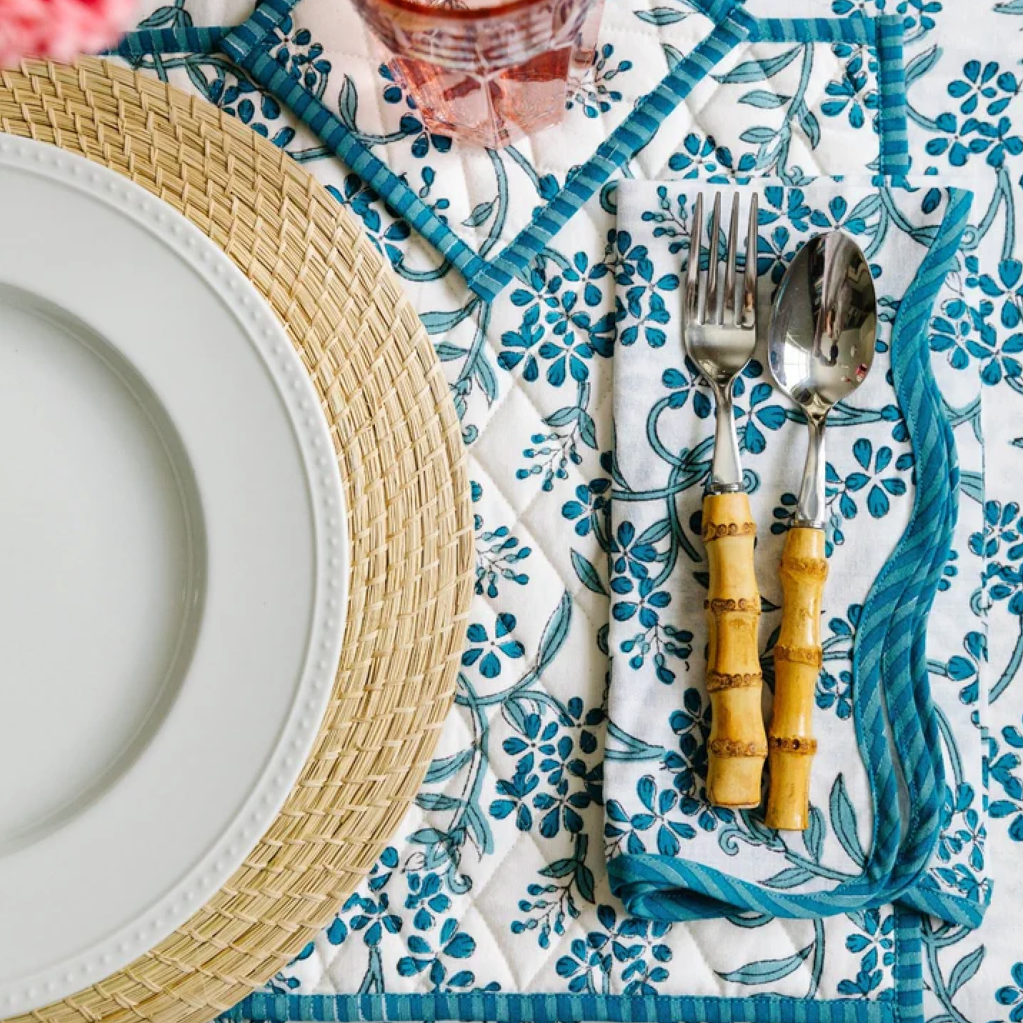 SANIBEL ROUND TABLECLOTH