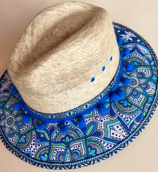 BLUE GRAPHIC HAT