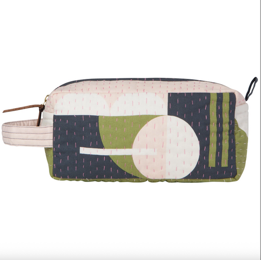 REFRACT FORMATION DOPP BAG