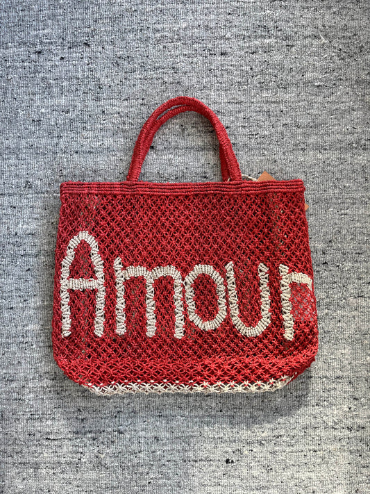 AMOUR