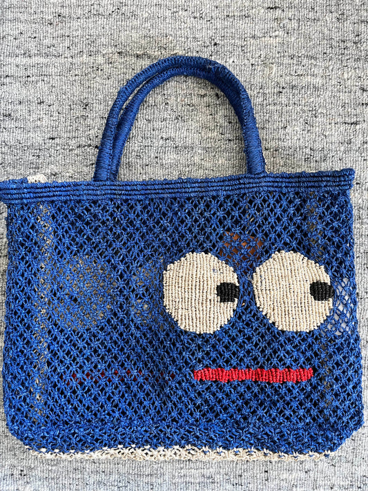 BIG EYES